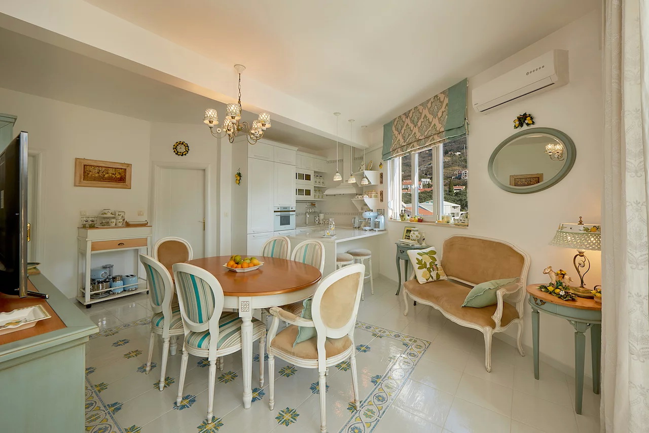 Квартира в Бечичи, Черногория, 150 м² - фото 1