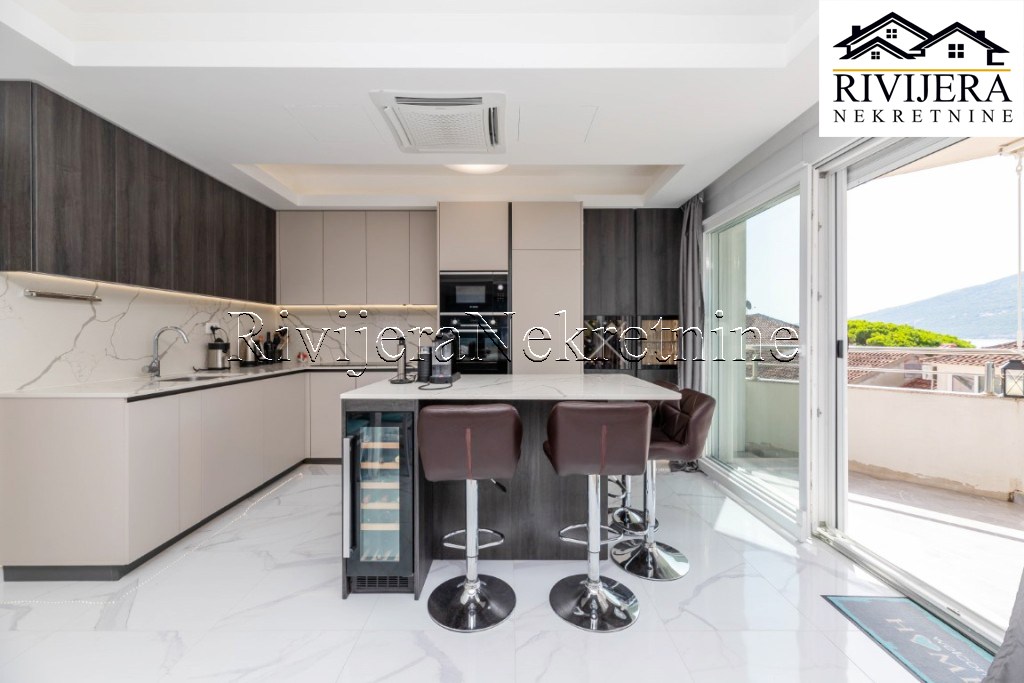 Квартира в Херцег-Нови, Черногория, 122 м² - фото 6