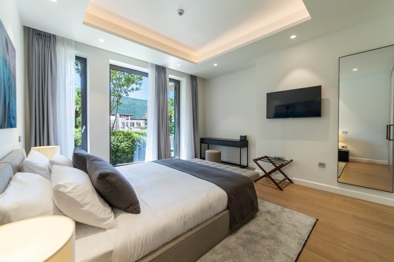 Квартира в Херцег-Нови, Черногория, 90 м² - фото 7