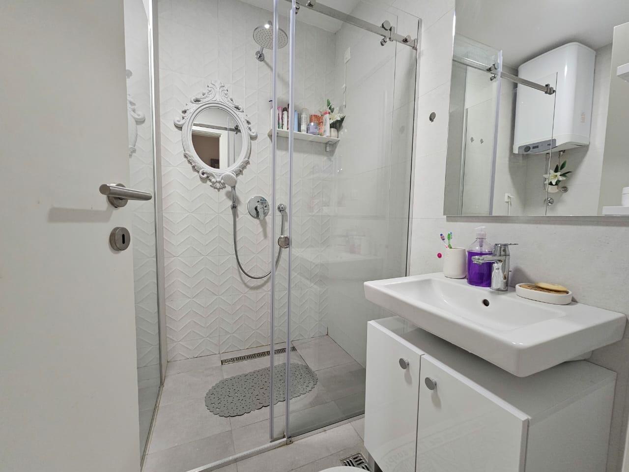 Квартира в Баре, Черногория, 40 м² - фото 8