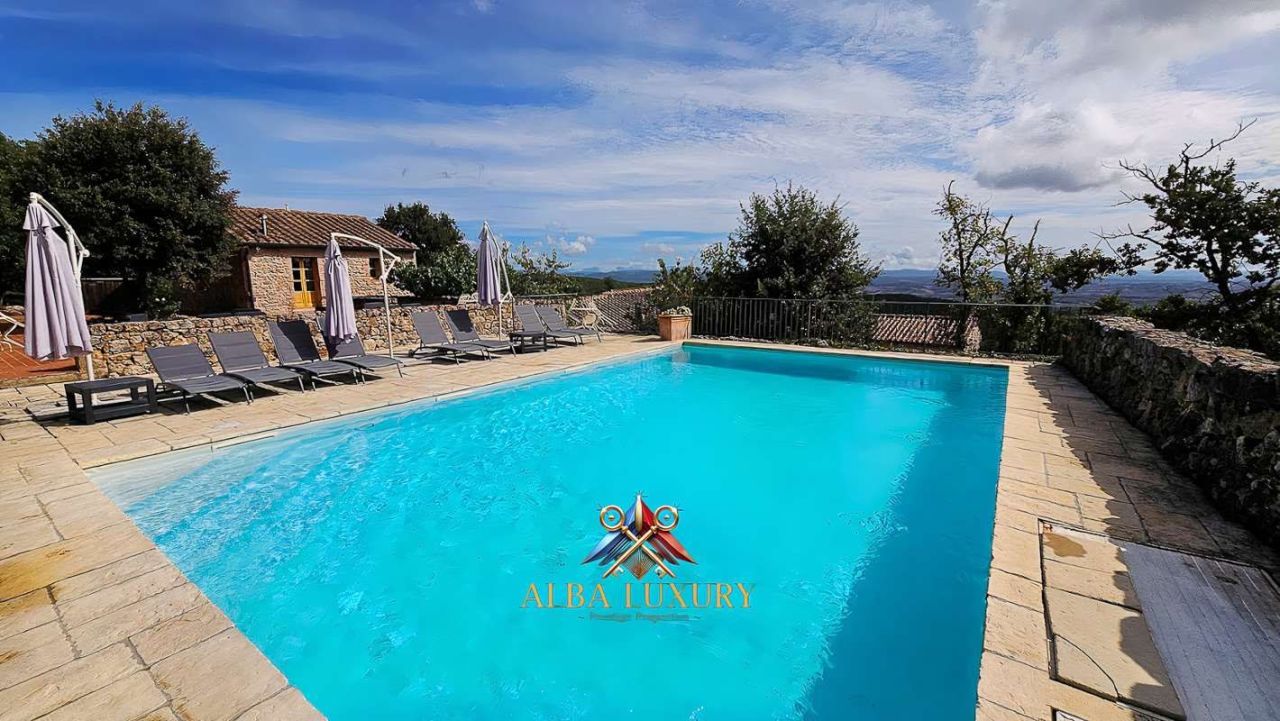 Вилла в Монтериджони, Италия, 1 000 м² - фото 2