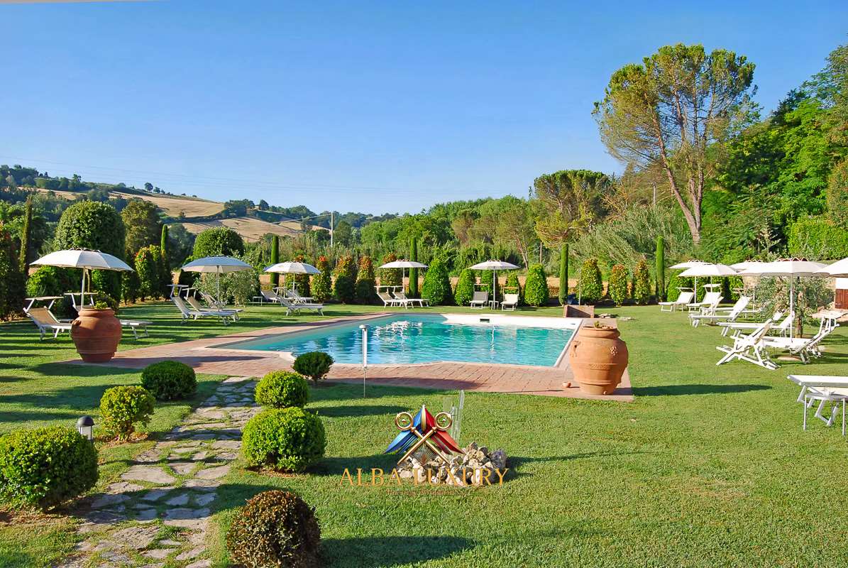 Вилла в Сан-Джиминьяно, Италия, 650 м² - фото 3