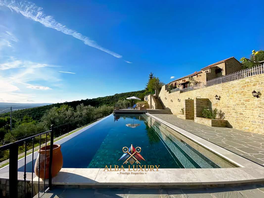 Вилла в Кортоне, Италия, 600 м² - фото 3