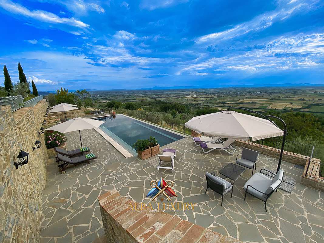 Вилла в Кортоне, Италия, 600 м² - фото 7