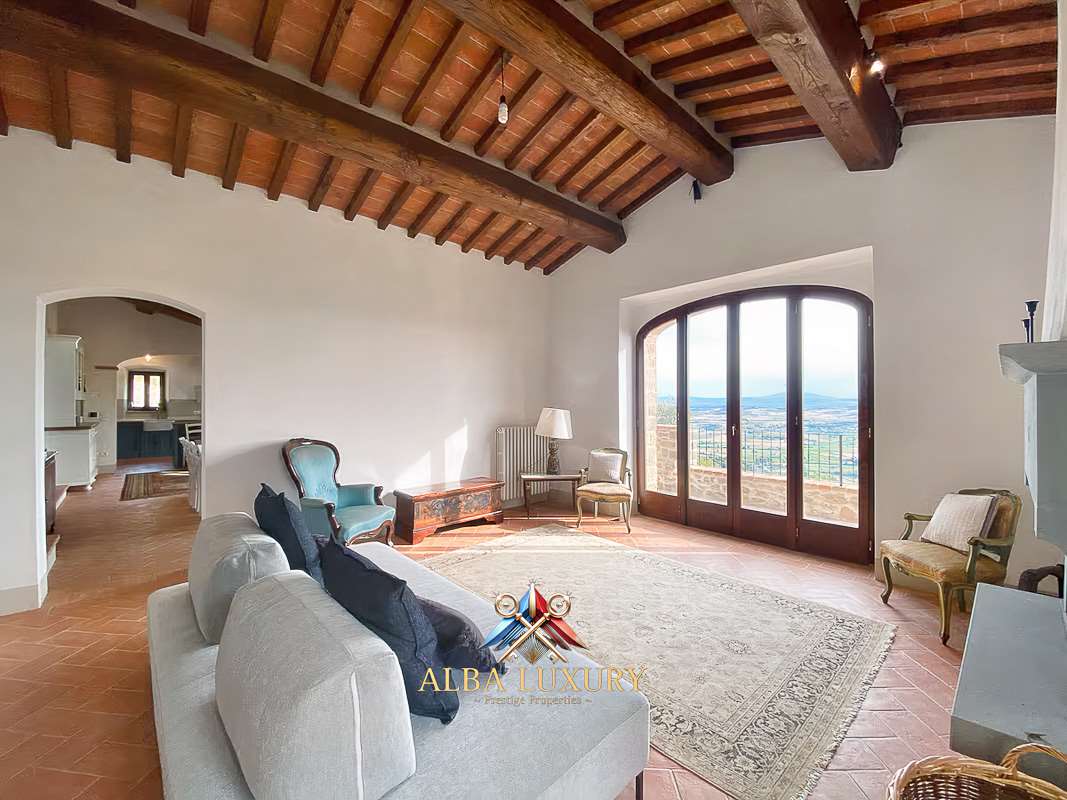 Вилла в Кортоне, Италия, 600 м² - фото 14