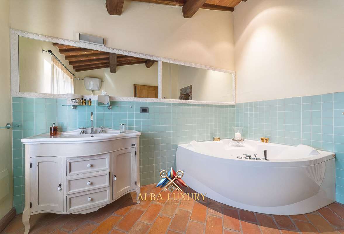 Вилла в Монтериджони, Италия, 1 000 м² - фото 14