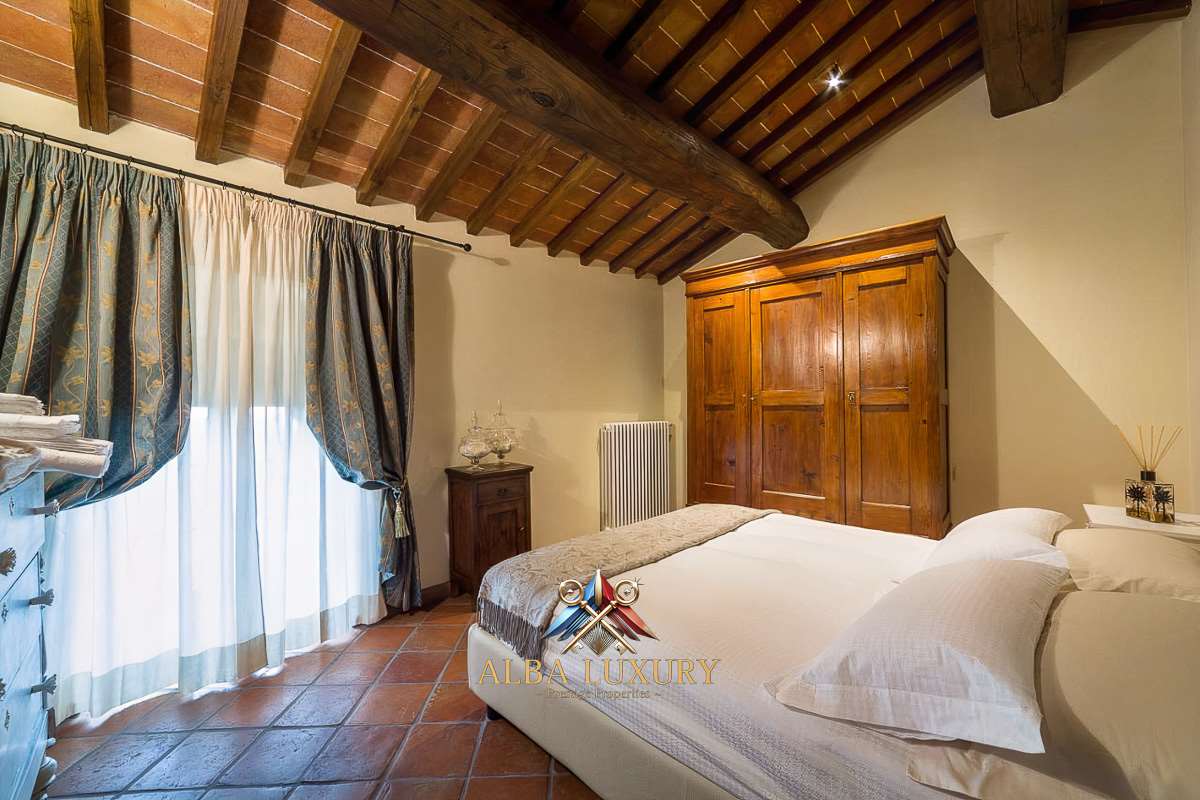 Вилла в Монтериджони, Италия, 1 000 м² - фото 15