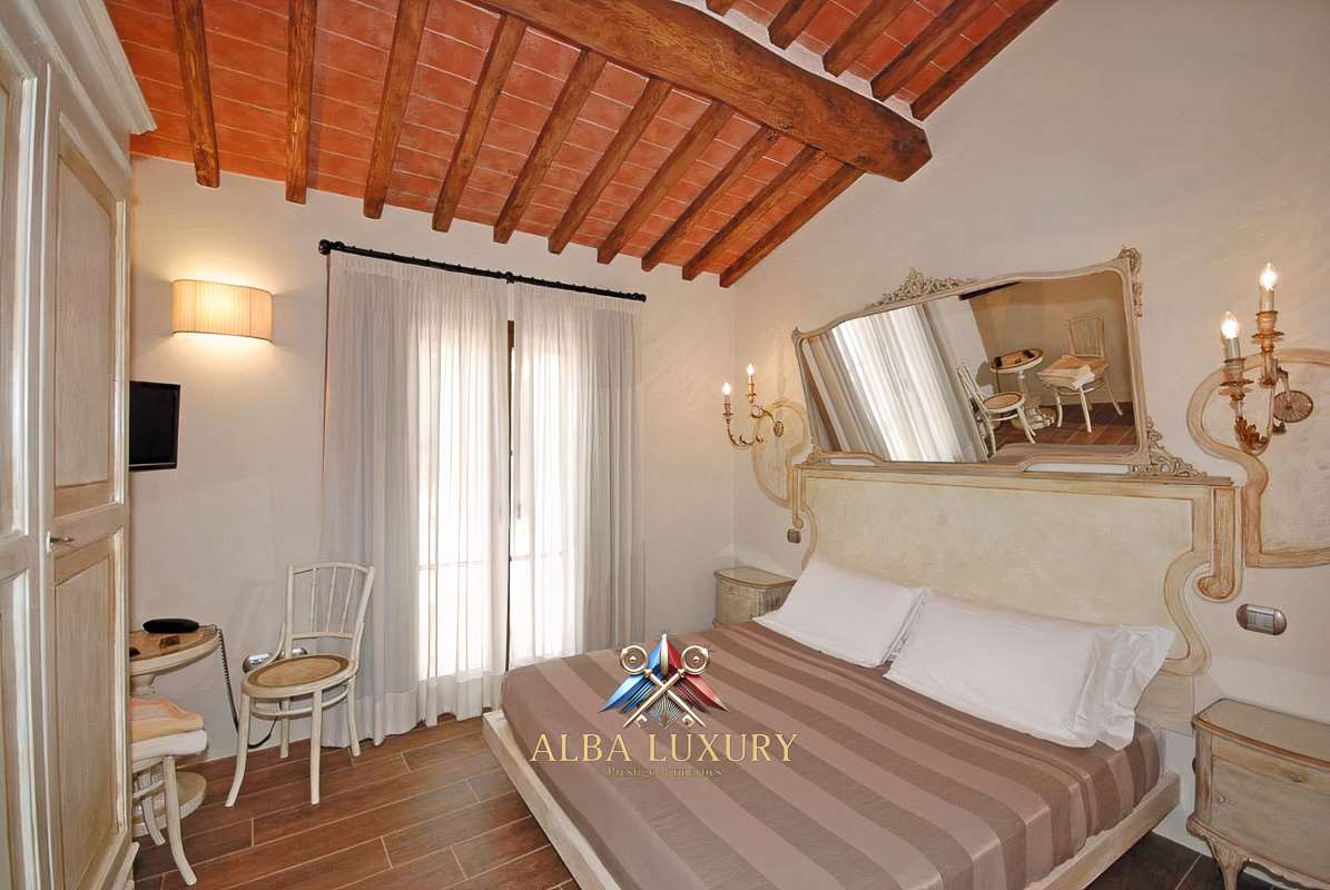 Вилла в Сан-Джиминьяно, Италия, 650 м² - фото 15