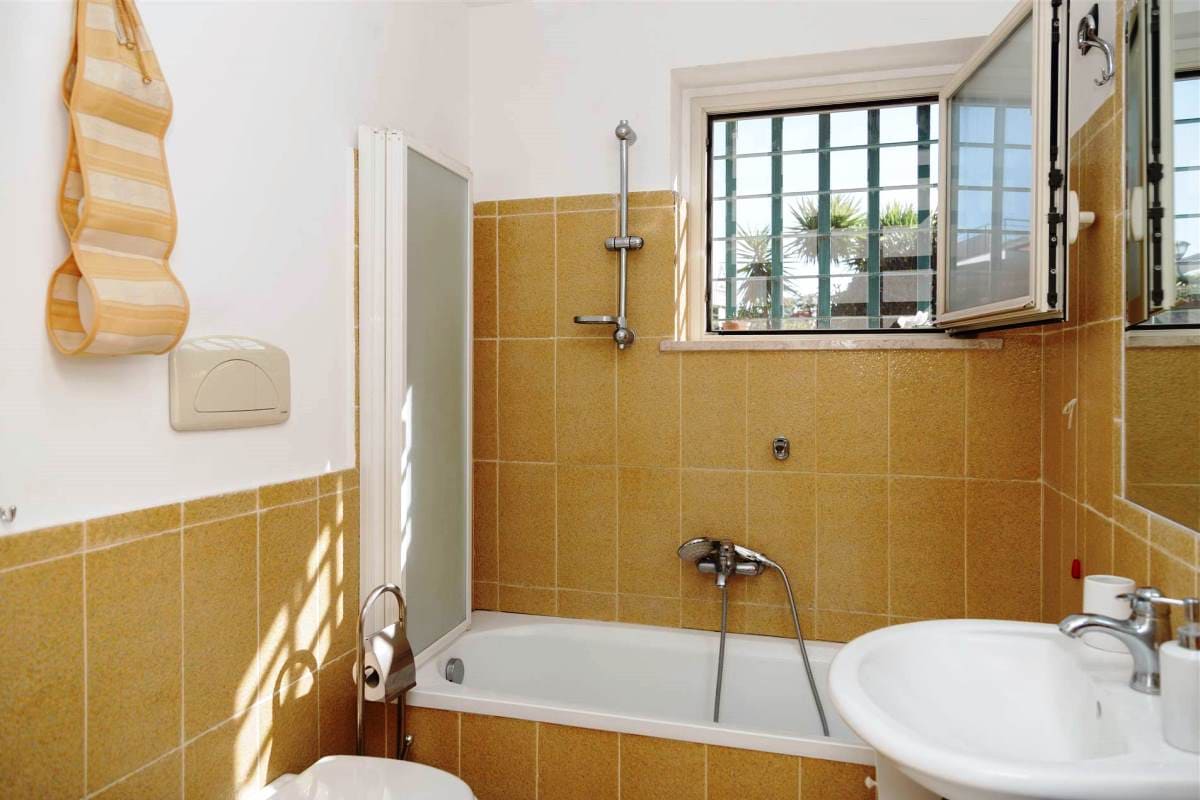 Вилла в Сталетти, Италия, 176 м² - фото 12