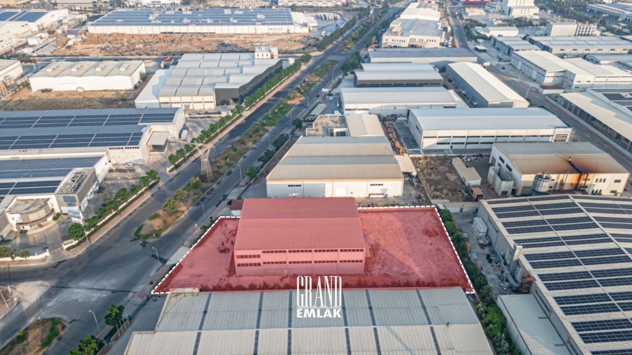 Коммерческая недвижимость в Анталии, Турция, 5 000 м² - фото 1