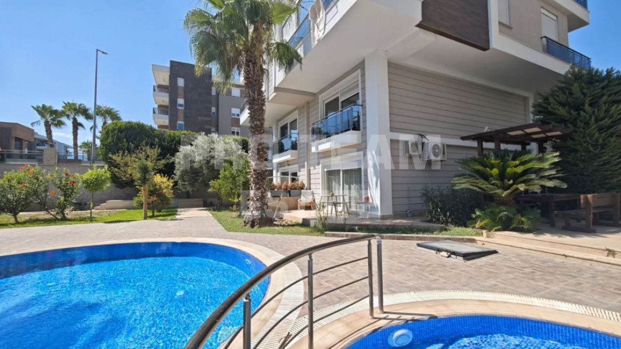 Квартира в Анталии, Турция, 80 м² - фото 1