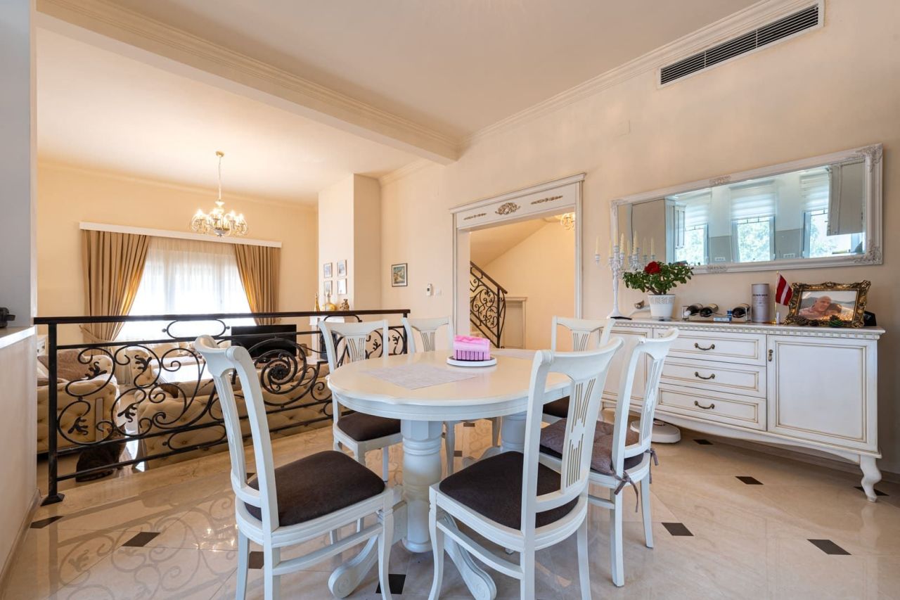 Дом в Радовичах, Черногория, 277 м² - фото 11