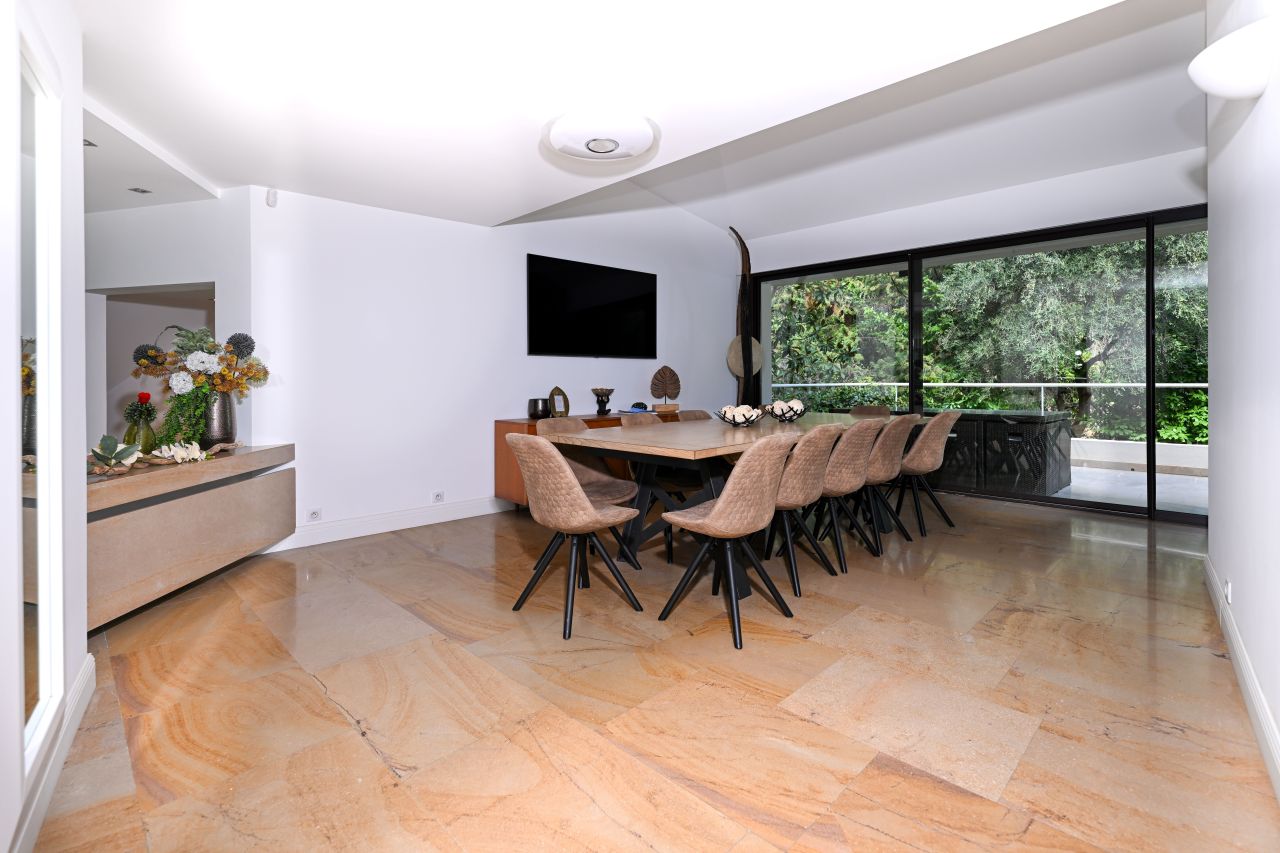 Вилла в Мужене, Франция, 520 м² - фото 11