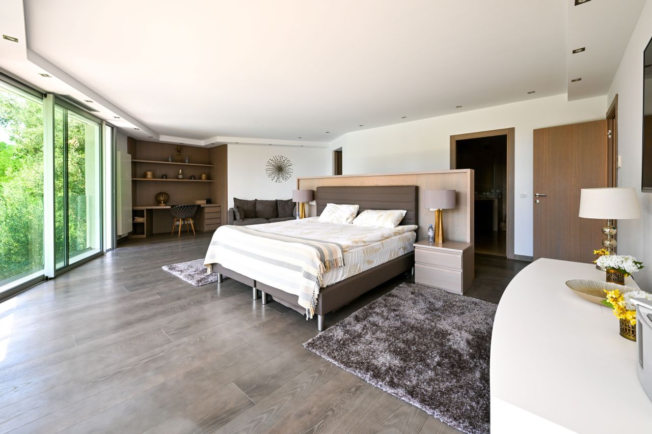 Вилла в Мужене, Франция, 520 м² - фото 6