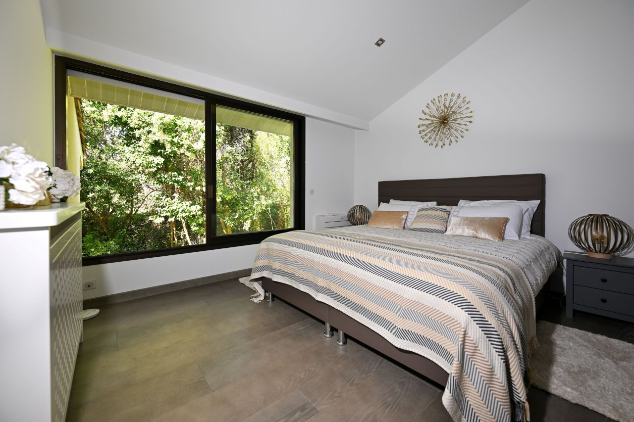 Вилла в Мужене, Франция, 520 м² - фото 16