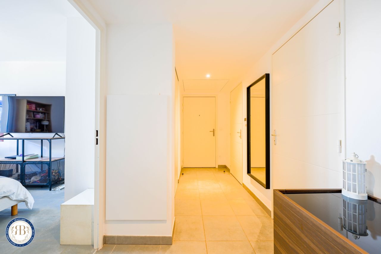 Квартира в Кань-Сюр-Мере, Франция, 68 м² - фото 17