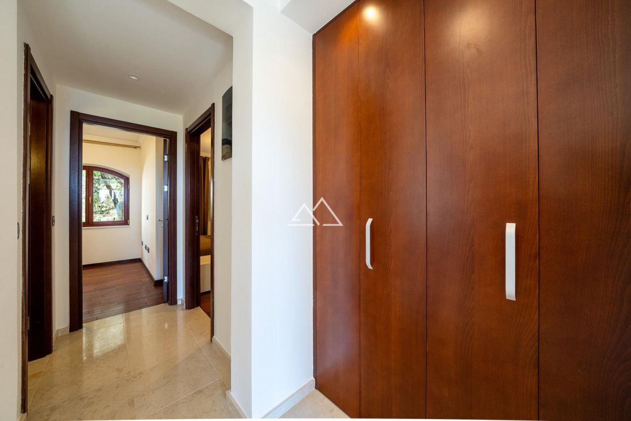 Апартаменты в Петроваце, Черногория, 86 м² - фото 12