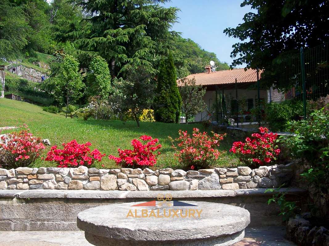 Апартаменты Via Guglielmo Marconi, Италия, 1 000 м² - фото 4