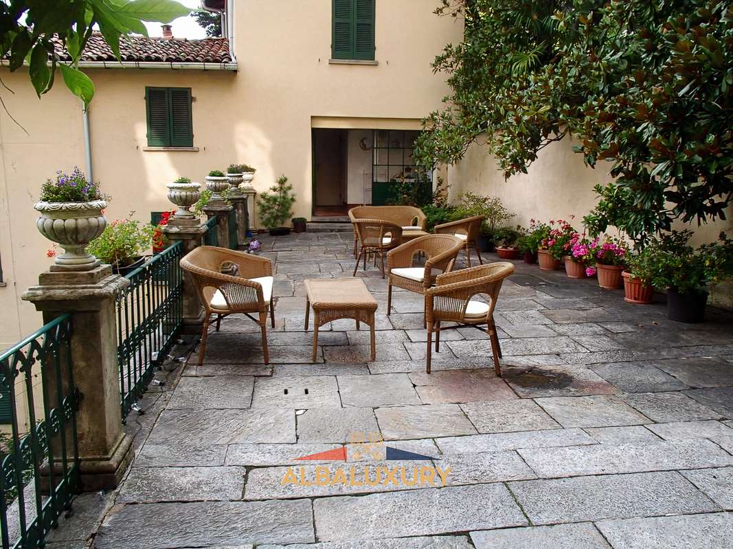 Апартаменты Via Guglielmo Marconi, Италия, 1 000 м² - фото 5