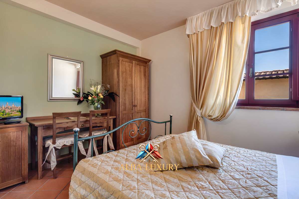 Вилла в Сан-Джиминьяно, Италия, 3 500 м² - фото 14