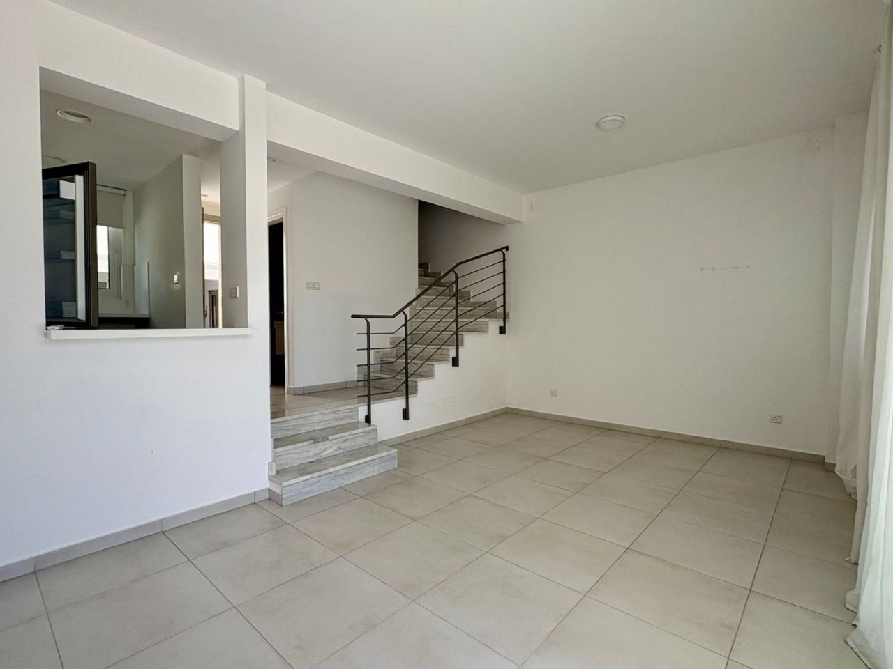 Таунхаус в Пафосе, Кипр, 93 м² - фото 2