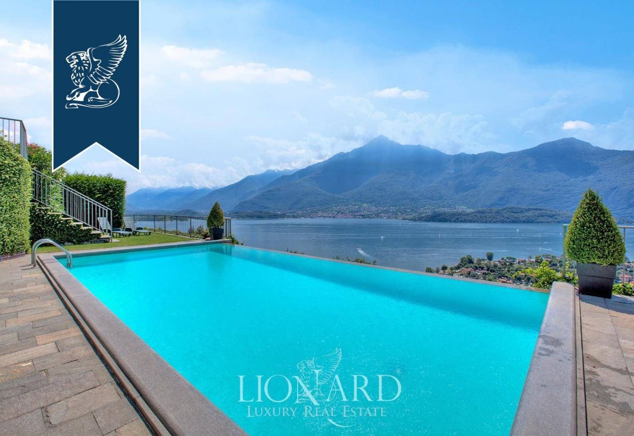 Вилла в Комо, Италия, 700 м² - фото 1