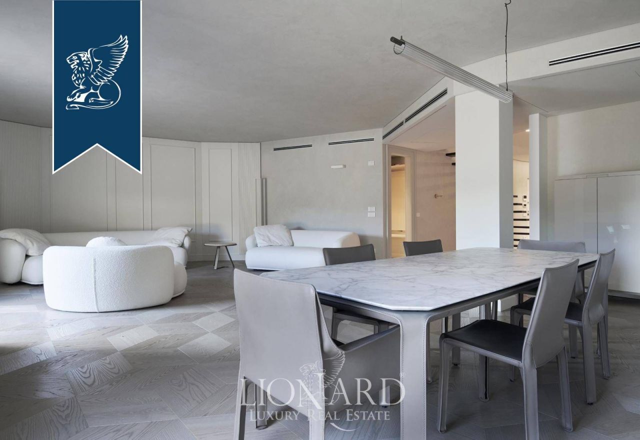 Апартаменты в Бергамо, Италия, 270 м² - фото 2