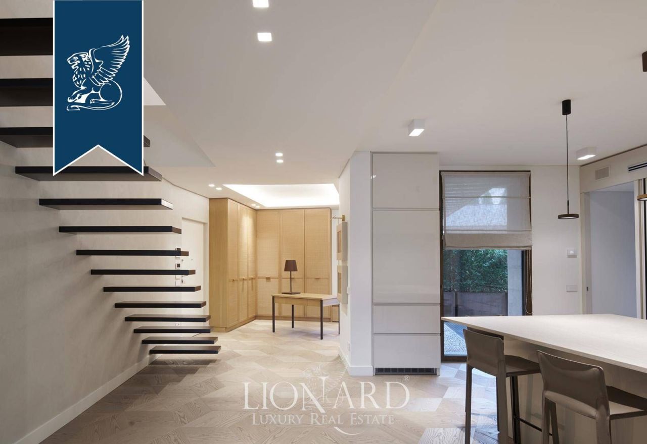 Апартаменты в Бергамо, Италия, 270 м² - фото 7