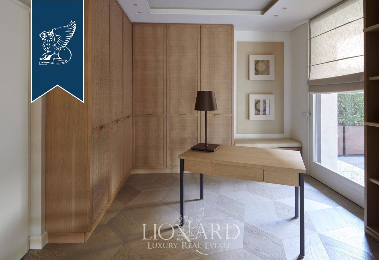 Апартаменты в Бергамо, Италия, 270 м² - фото 8