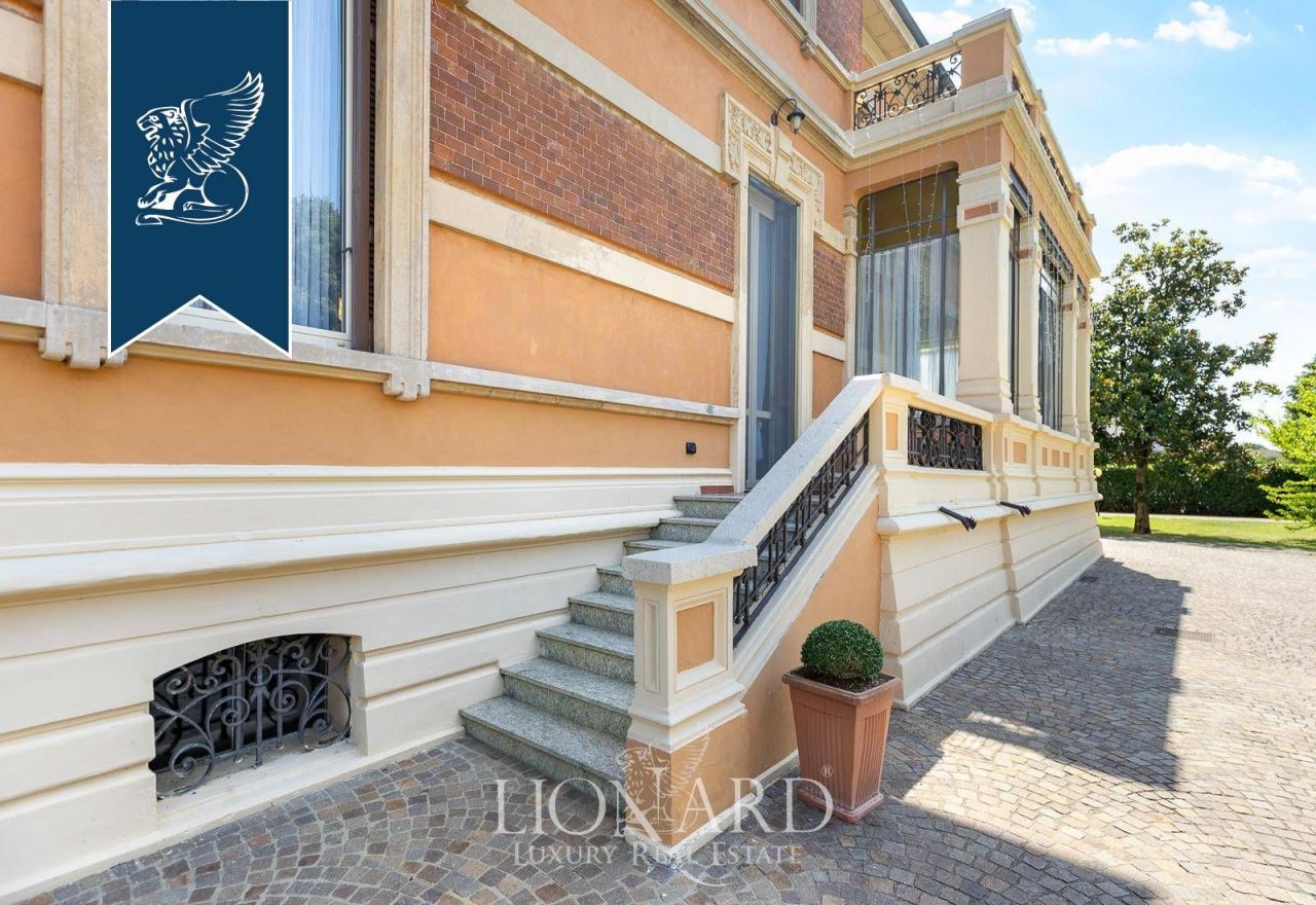 Вилла в Павии, Италия, 850 м² - фото 9