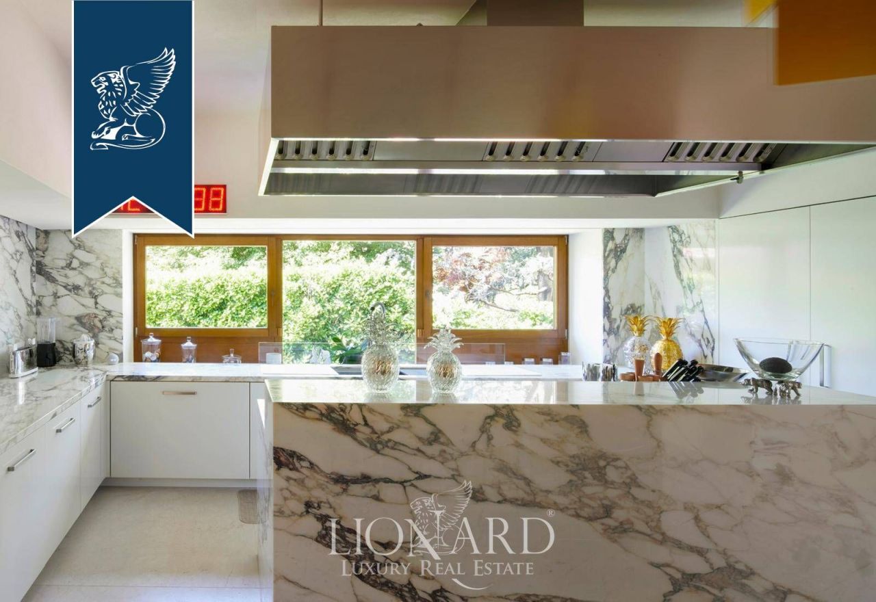 Вилла в Каримате, Италия, 700 м² - фото 17