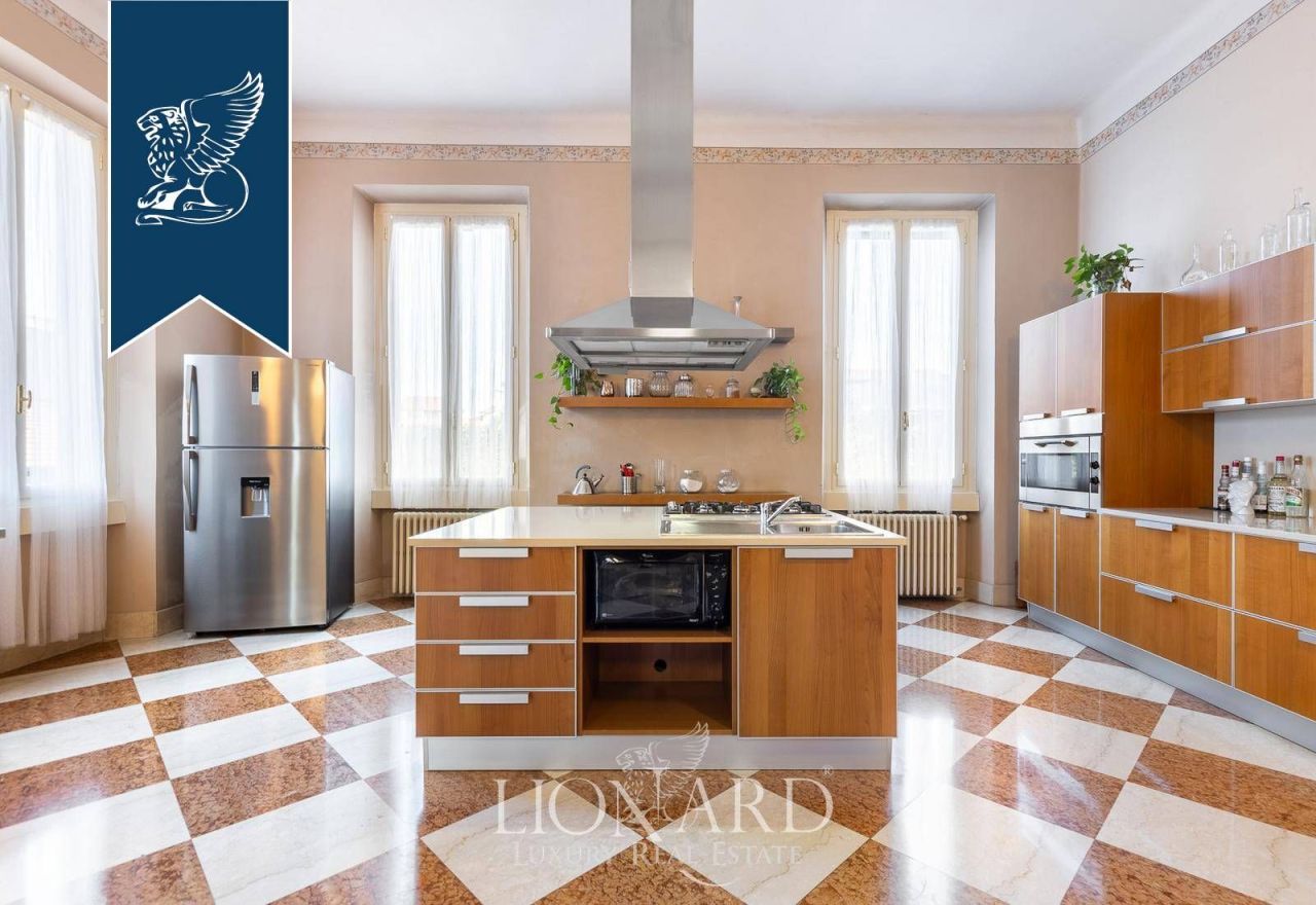 Вилла в Павии, Италия, 850 м² - фото 17