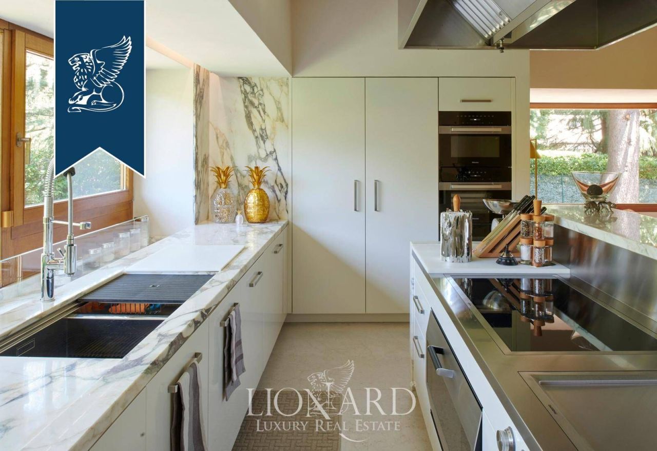 Вилла в Каримате, Италия, 700 м² - фото 18