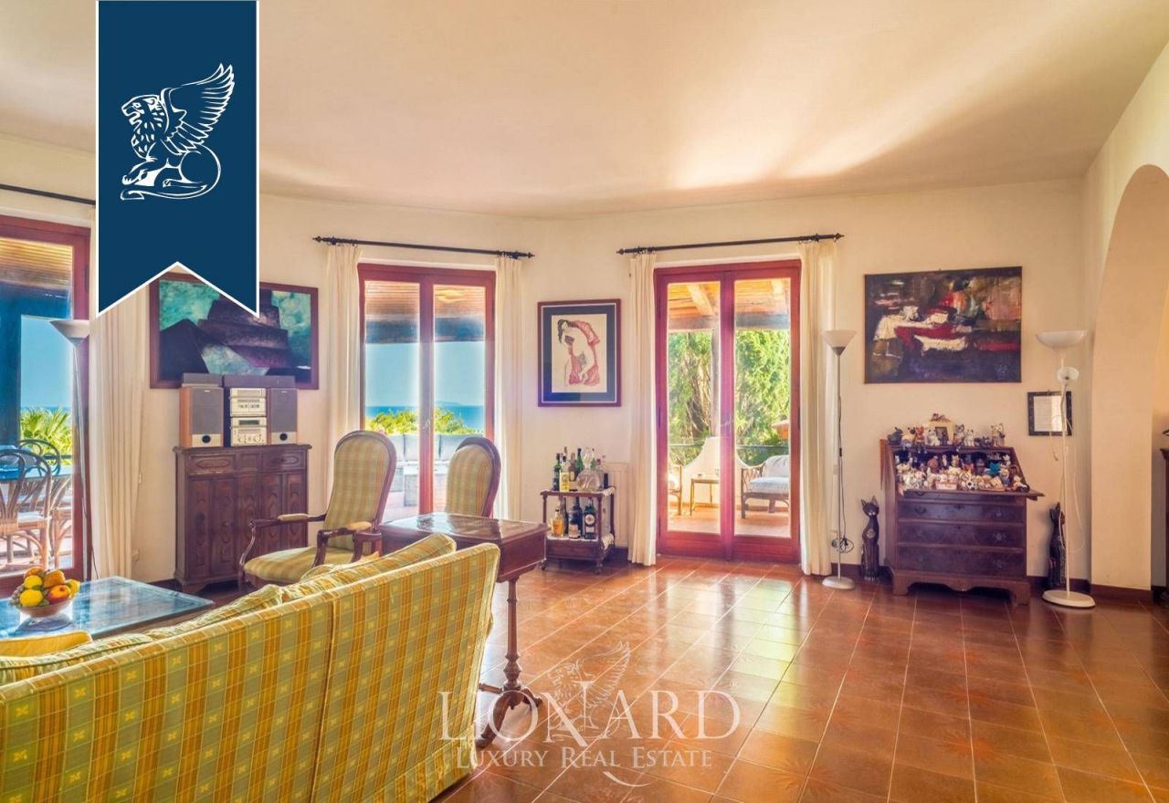 Вилла в Сан-Феличе-Чирчео, Италия, 550 м² - фото 18