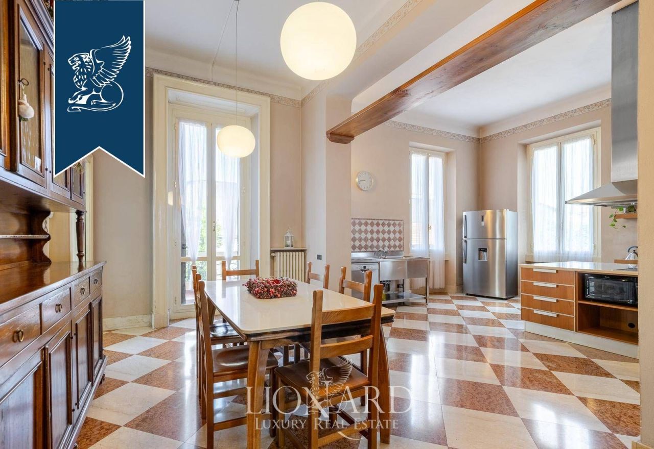 Вилла в Павии, Италия, 850 м² - фото 19