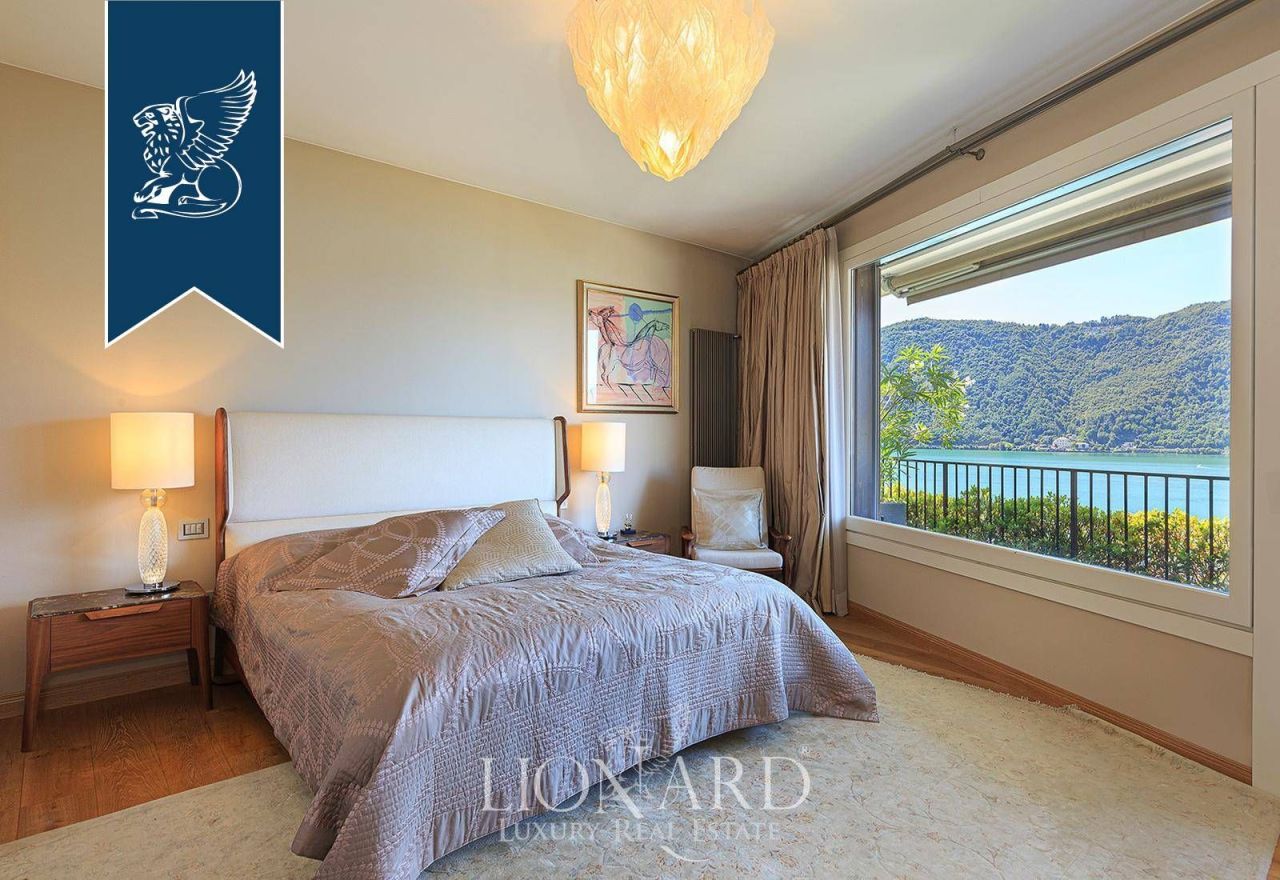 Вилла в Кампионе-д'Италия, Италия, 458 м² - фото 19