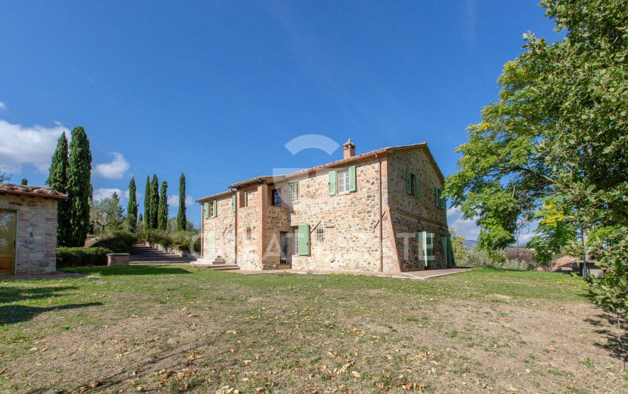 Дом San Casciano dei Bagni, Италия, 472.1 м² - фото 3