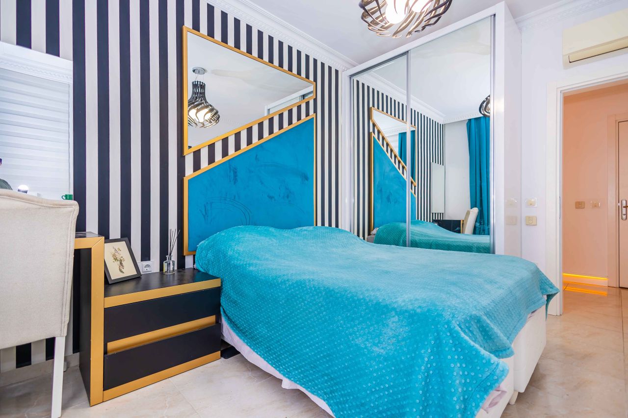 Квартира в Алании, Турция, 100 м² - фото 12