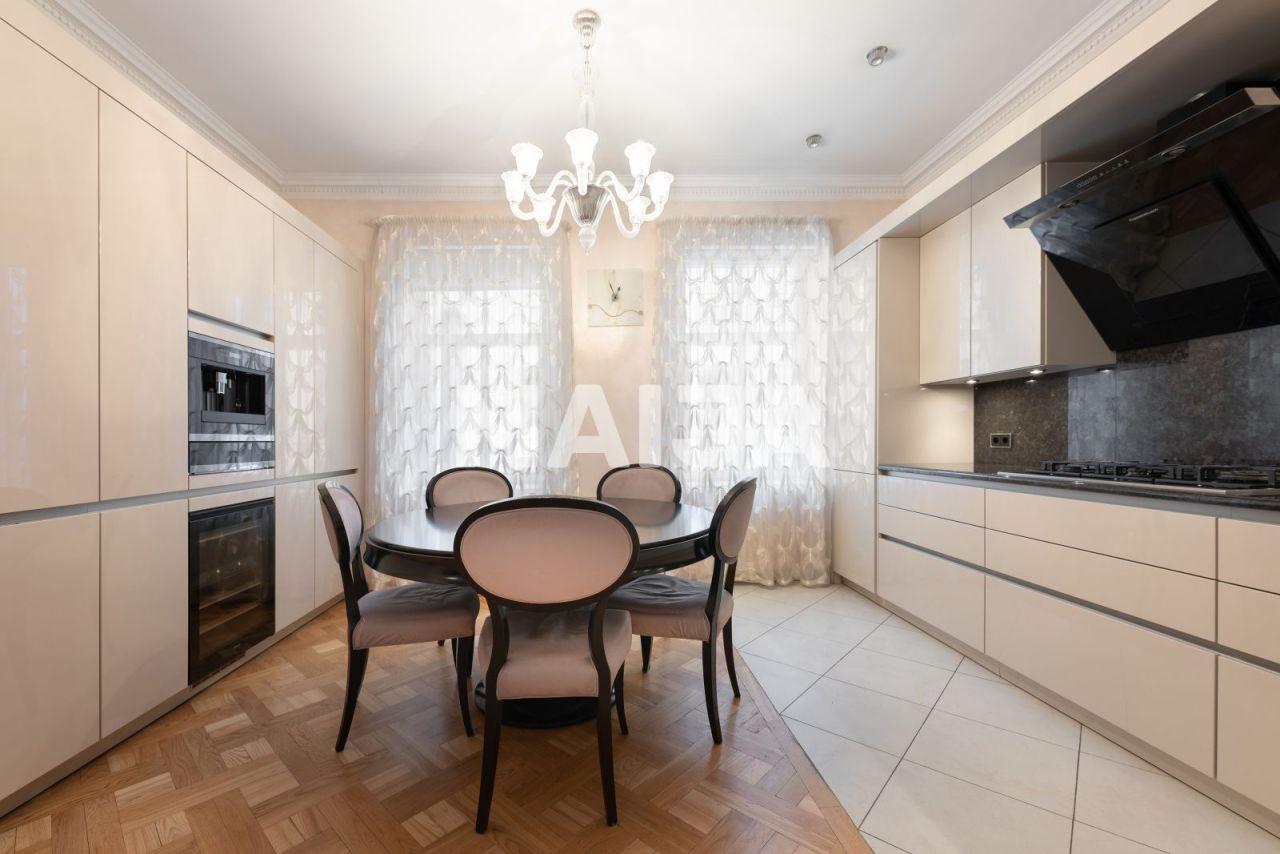 Апартаменты в Риге, Латвия, 596.4 м² - фото 10