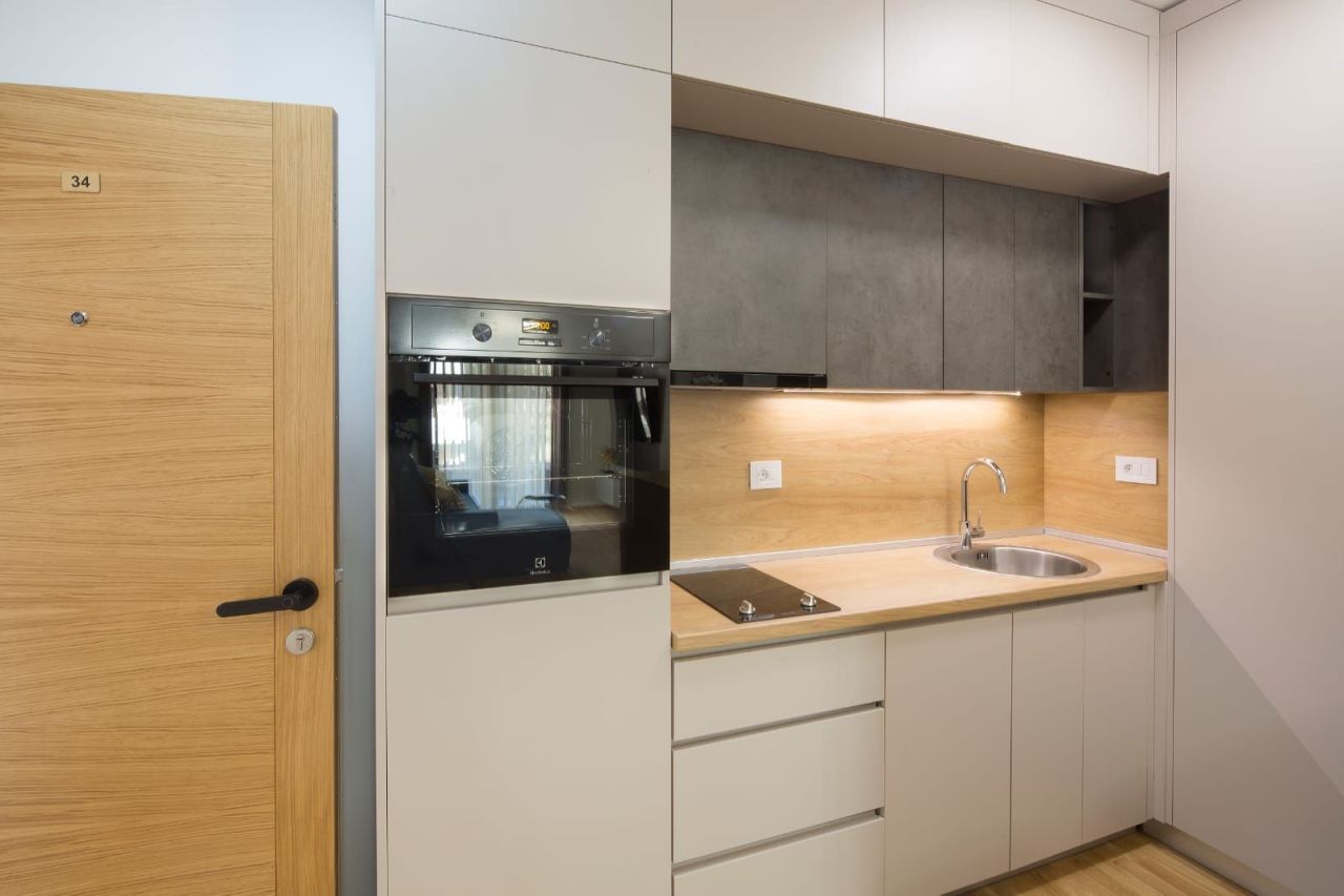 Апартаменты в Бечичи, Черногория, 55 м² - фото 1