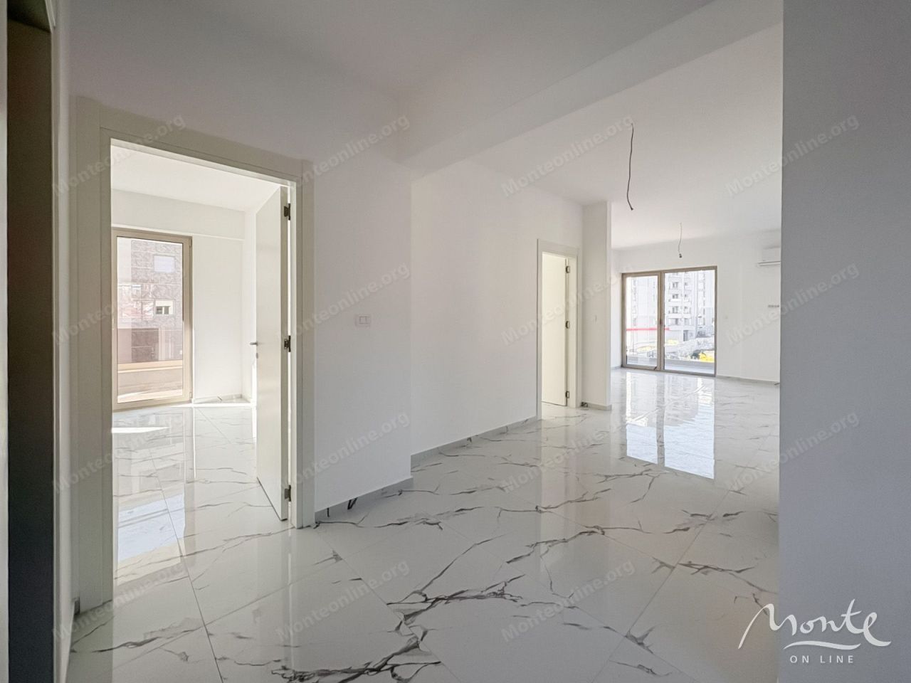 Апартаменты в Будве, Черногория, 105 м² - фото 1