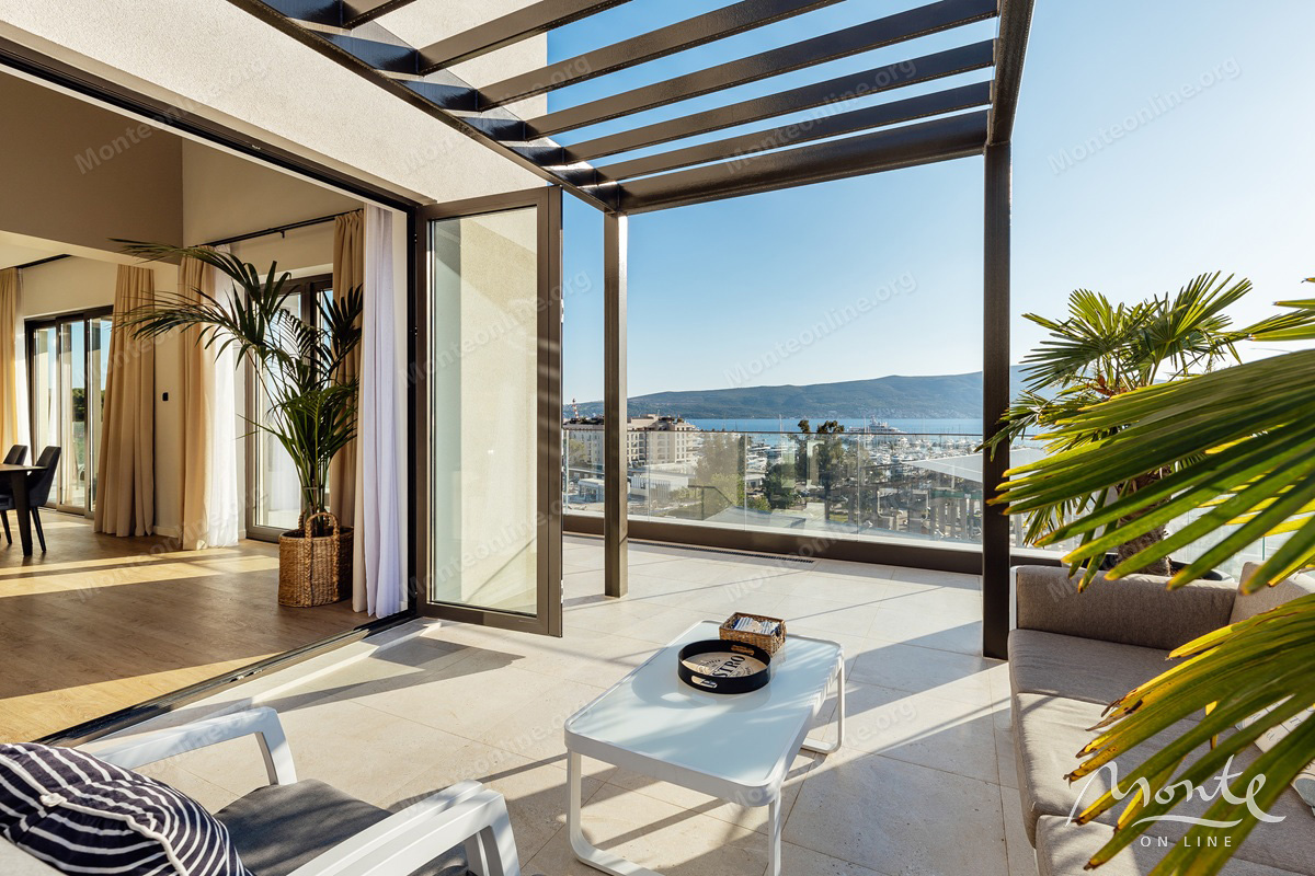 Апартаменты Porto Montenegro, Черногория, 179 м² - фото 1
