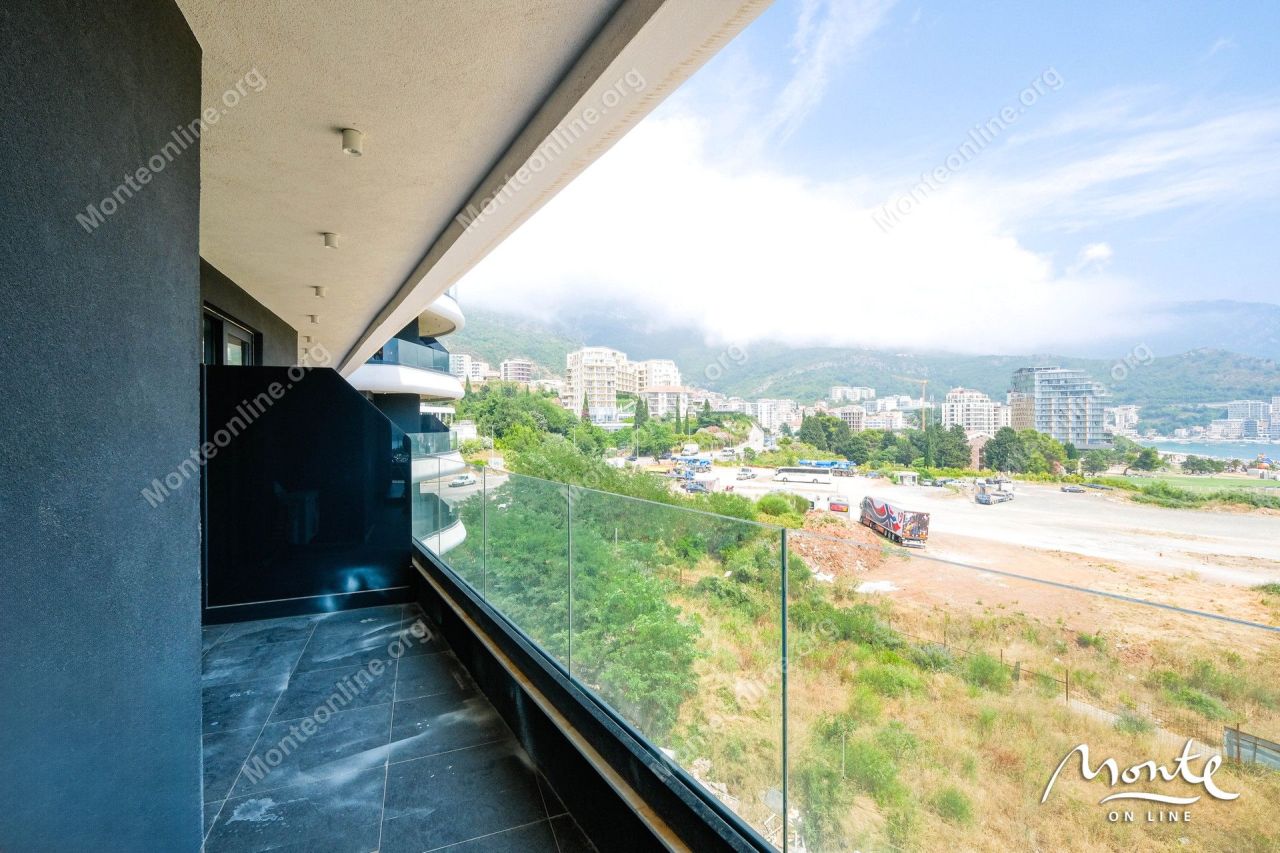 Апартаменты в Бечичи, Черногория, 52 м² - фото 2