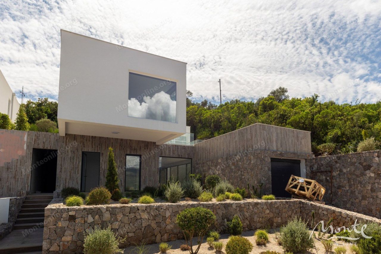 Вилла в Крашичах, Черногория, 328 м² - фото 2