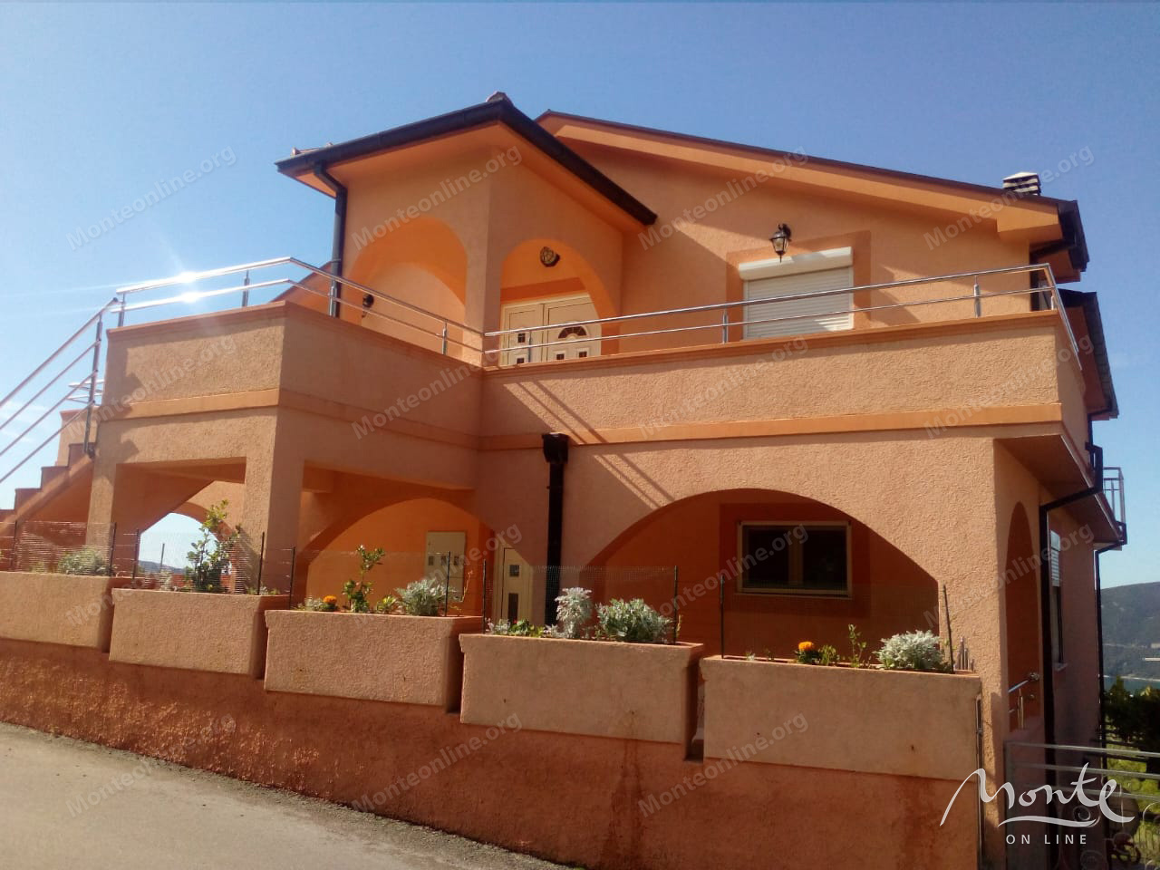 Вилла в Херцег-Нови, Черногория, 410 м² - фото 2