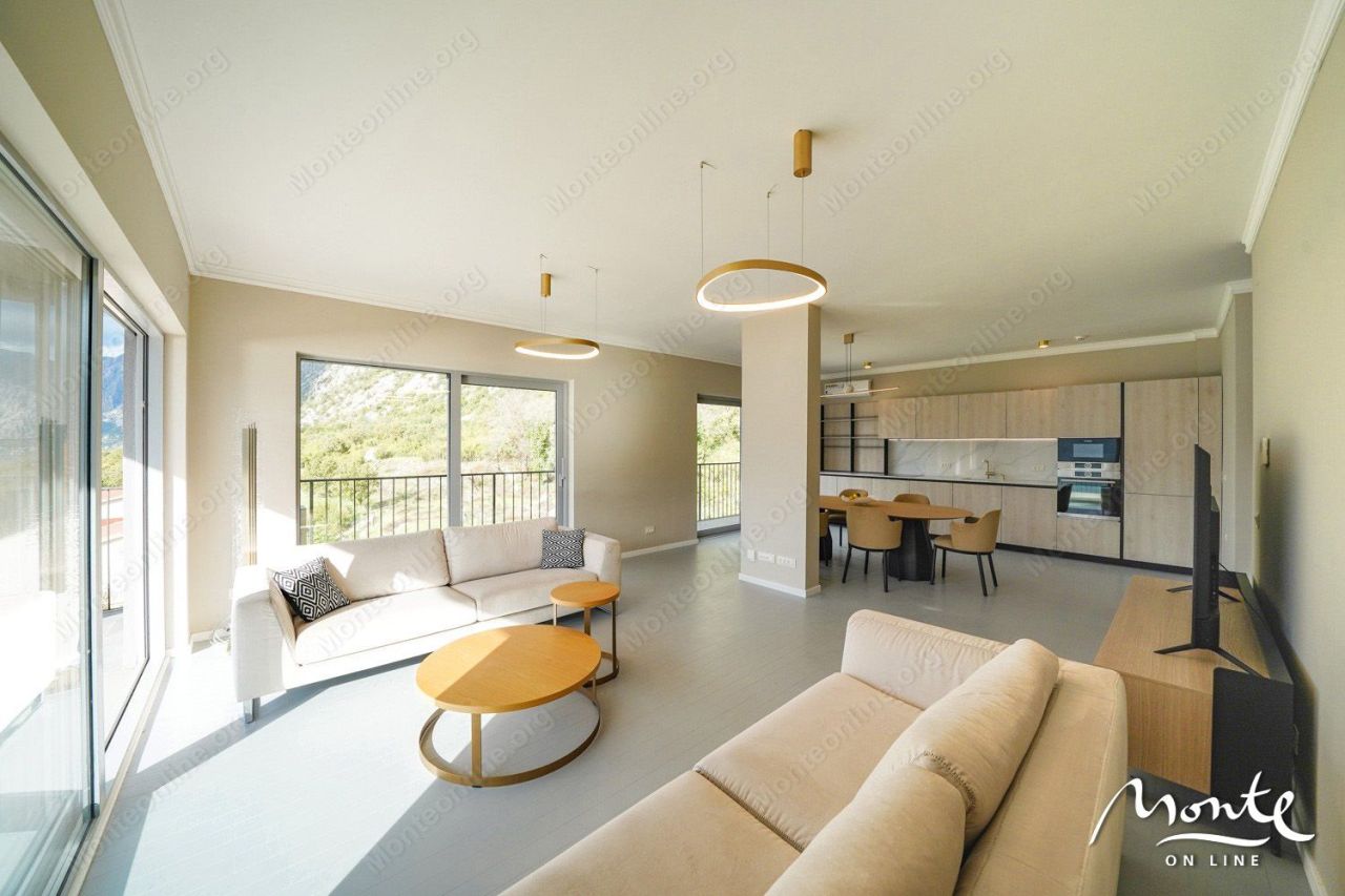 Апартаменты в Доброте, Черногория, 158 м² - фото 2