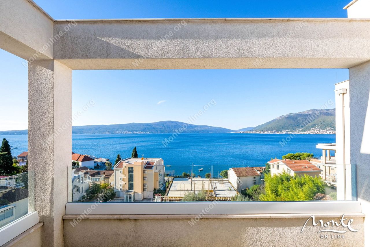 Апартаменты в Тивате, Черногория, 66 м² - фото 2