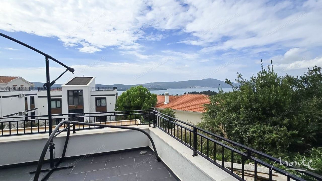 Апартаменты в Тивате, Черногория, 52 м² - фото 2