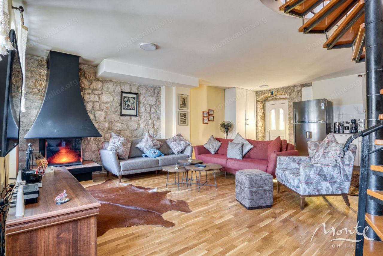 Вилла в Прчани, Черногория, 112 м² - фото 3