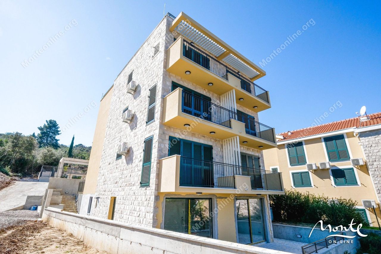 Апартаменты в Крашичах, Черногория, 96 м² - фото 3